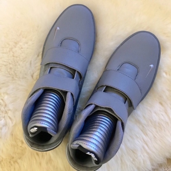 Nike Gray Flystepper 2K3 Sneakers - Picture 3 of 8